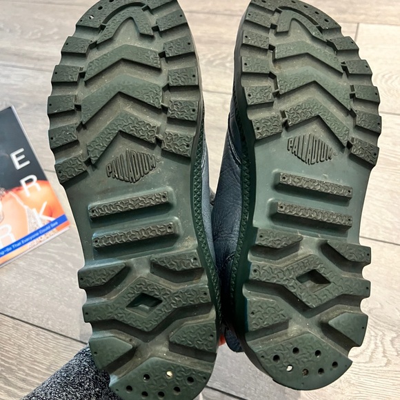 Palladium womens leather boots (USED) - Picture 14 of 16